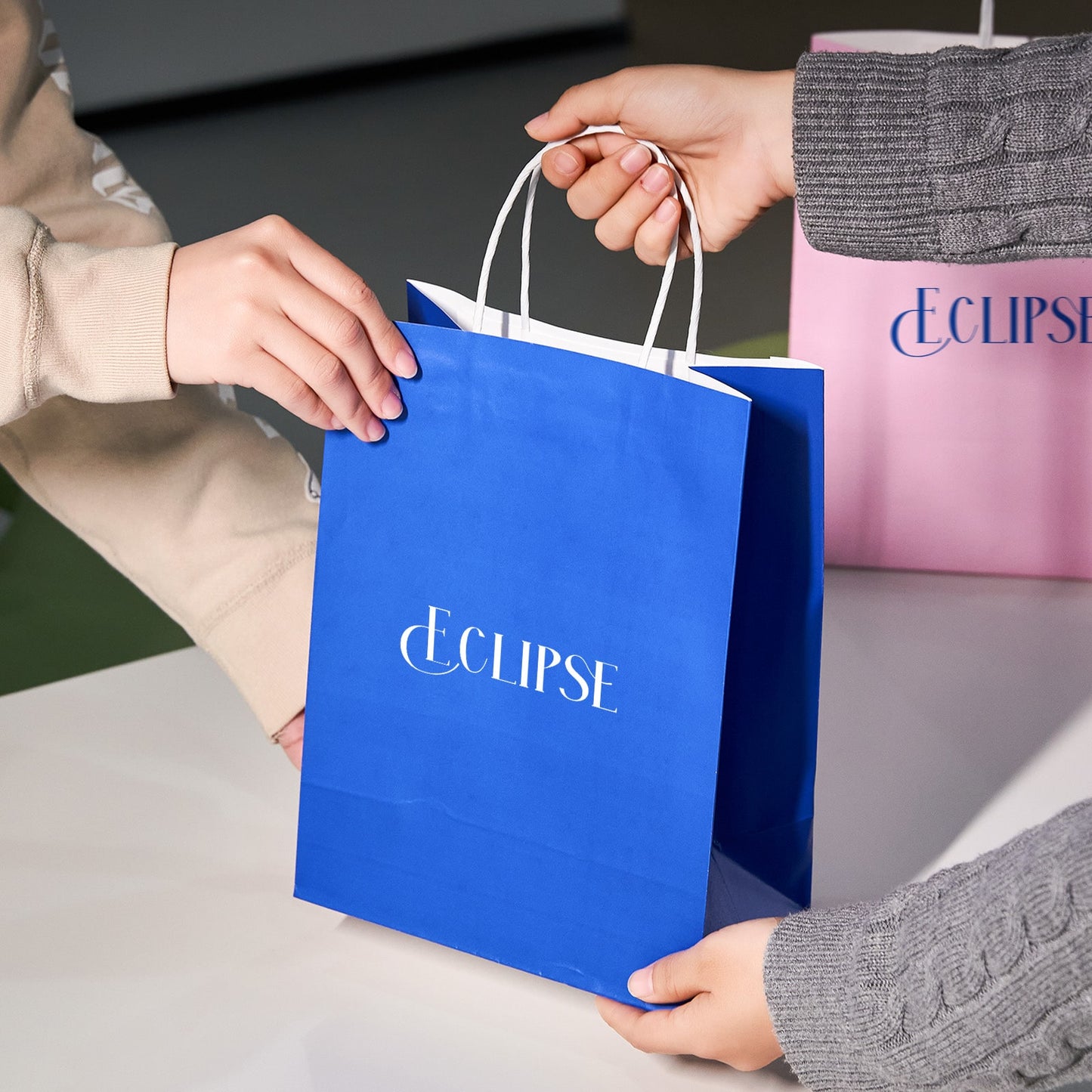 Custom Shopping Paper Bags with Handles